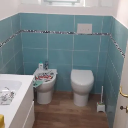 Dormireincentro بيت ضيافة *